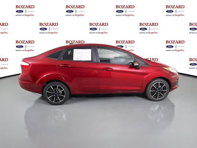 Used 2016 Ford Fiesta SE w/ Cold Weather Package FWD image 9