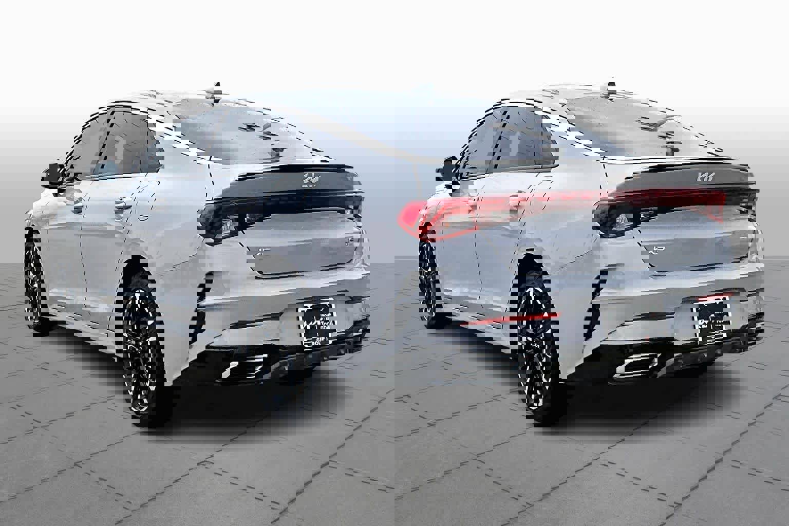 Used 2023 Kia K5 GT-Line image 11