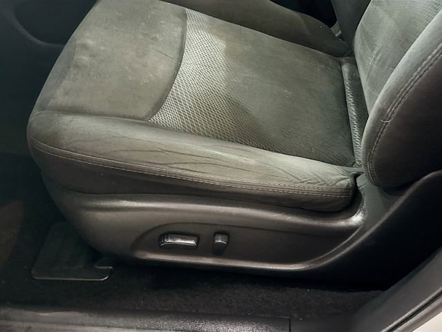 Used 2016 Nissan Pathfinder SV image 19