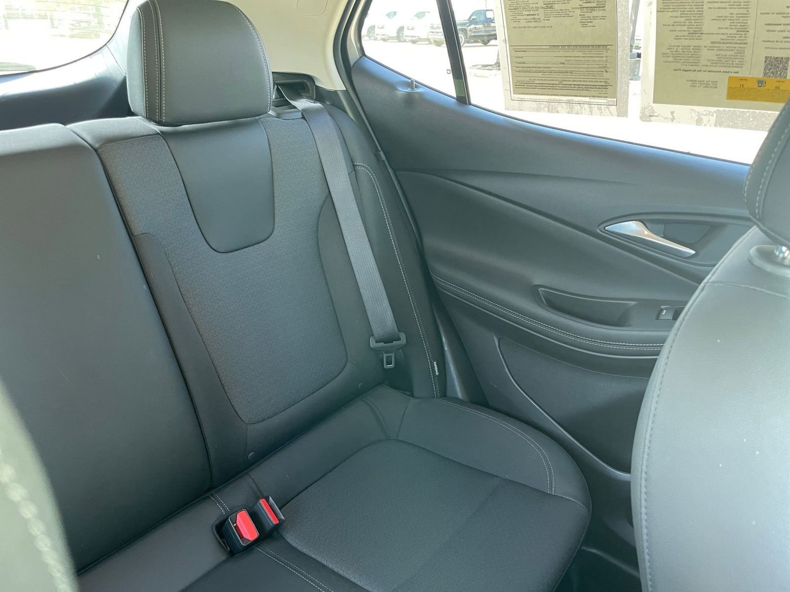 Used 2025 Buick Encore GX Preferred image 40