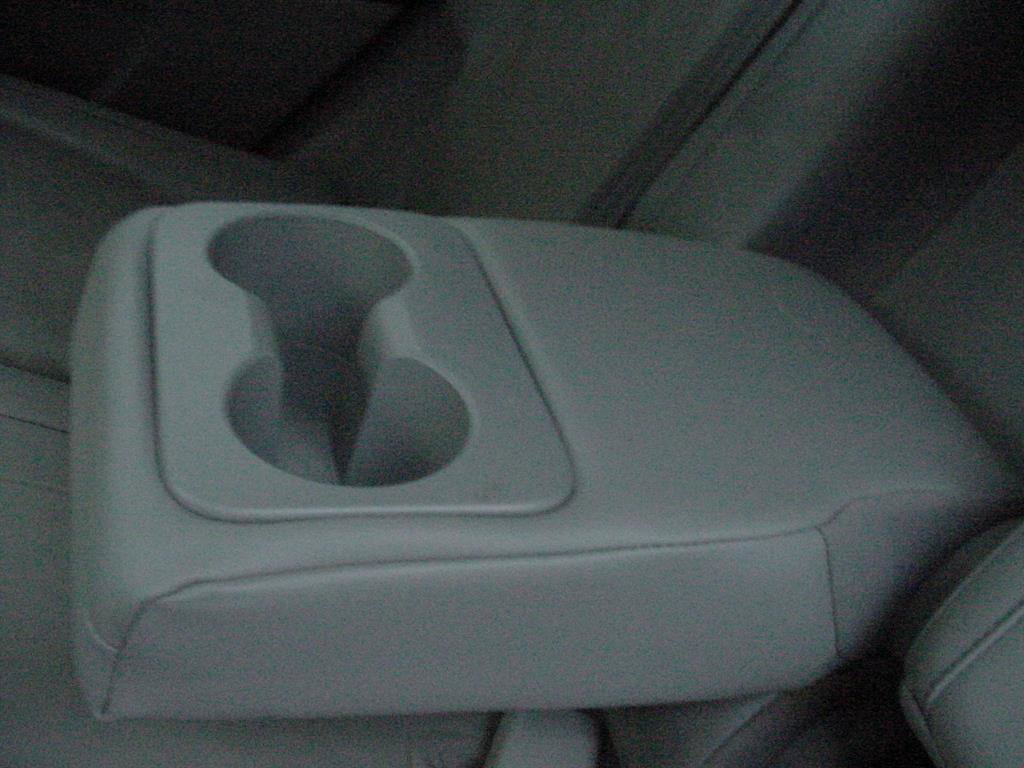 Used 2019 Toyota Highlander XLE image 28