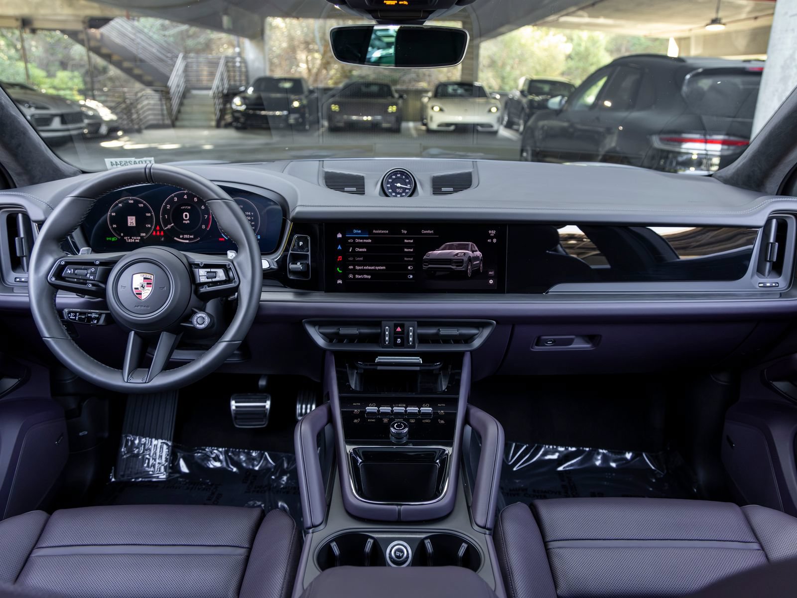 Certified 2026 Porsche Cayenne GTS AWD/4WD image 37