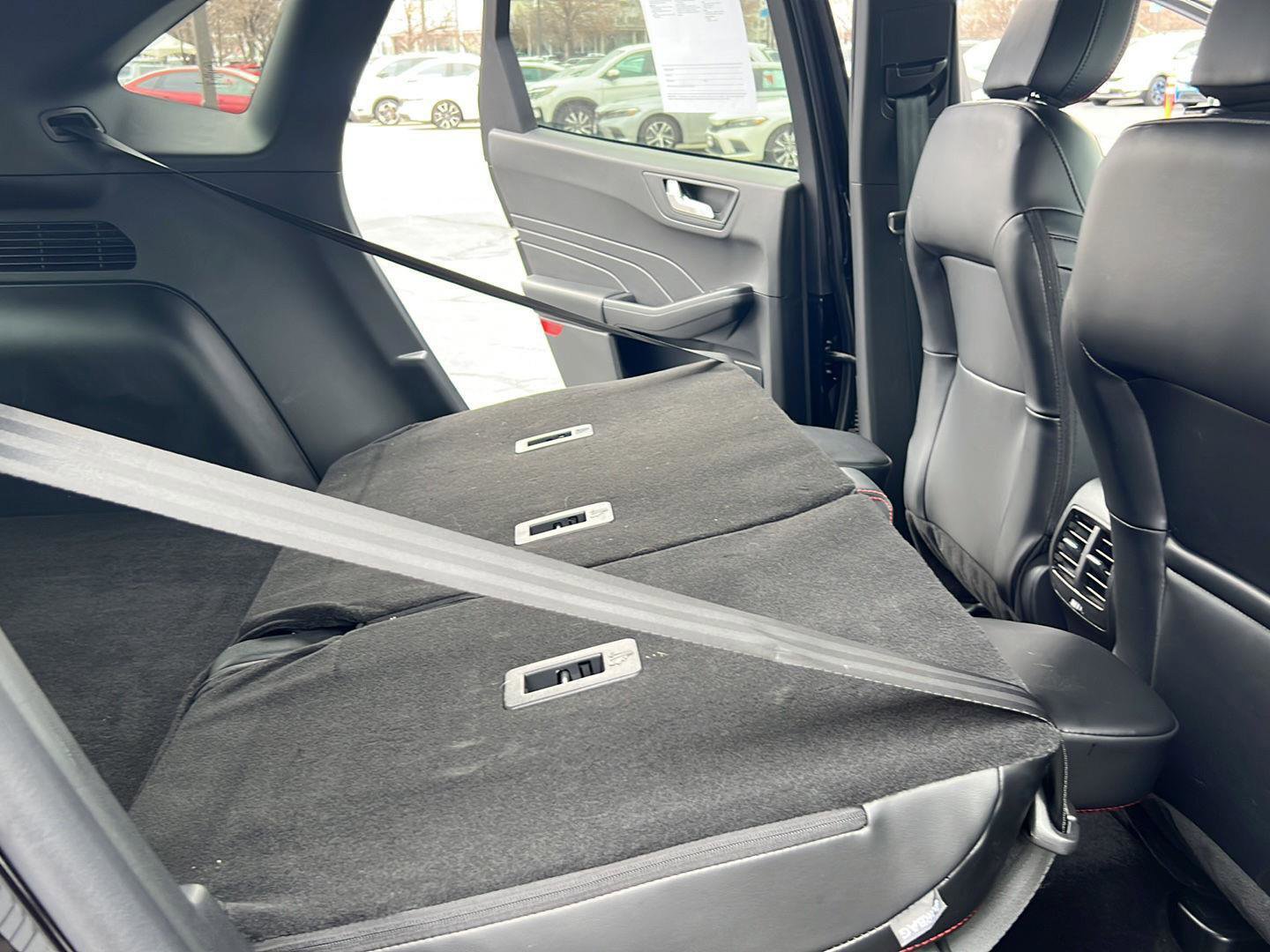 Used 2025 Ford Escape ST-Line image 35