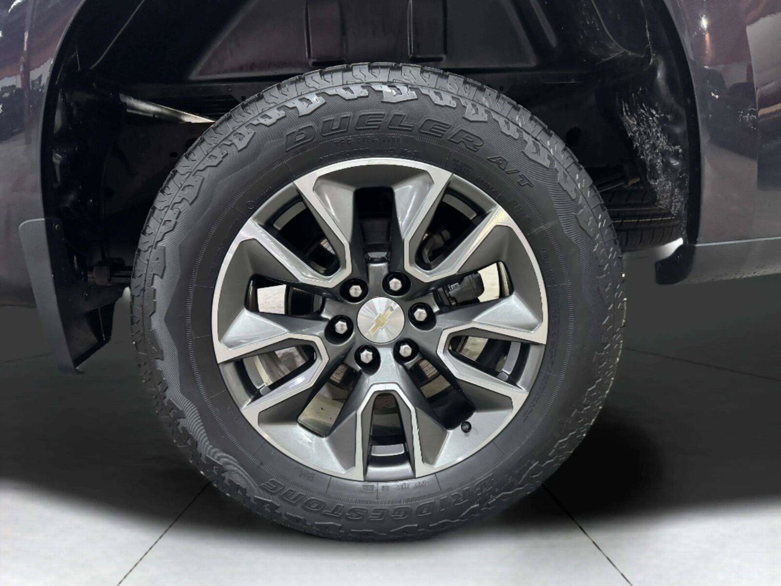 Used 2023 Chevrolet Silverado 1500 LT AWD/4WD image 62