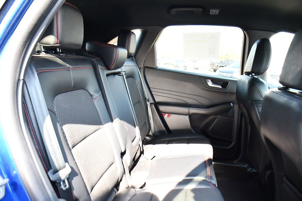 Used 2023 Ford Escape ST-Line Elite image 18