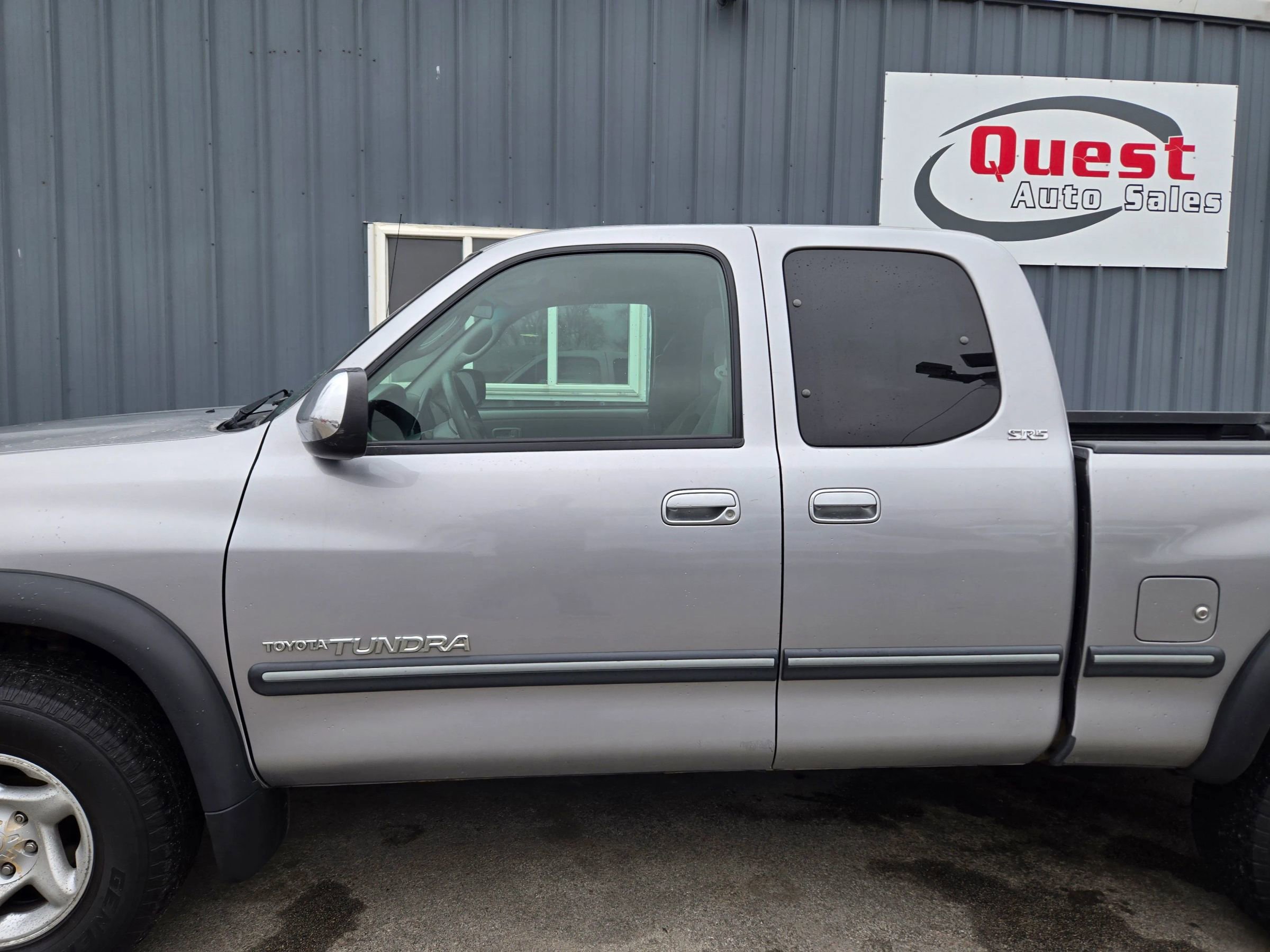 Used 2001 Toyota Tundra SR5 image 3