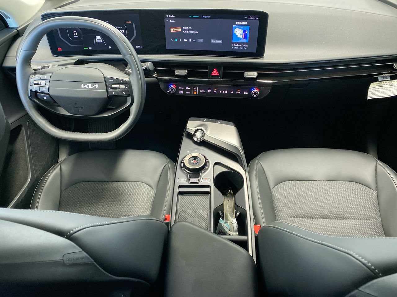 Certified 2025 Kia EV6 Light RWD image 31