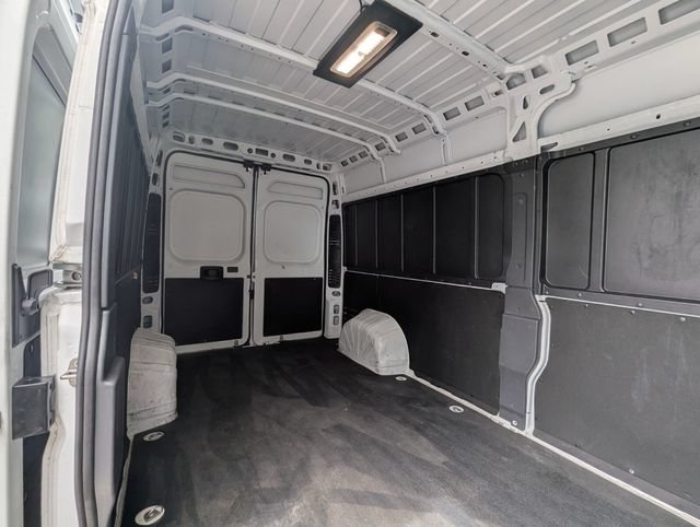 Used 2025 RAM ProMaster 2500 w/ Convenience Group FWD image 28