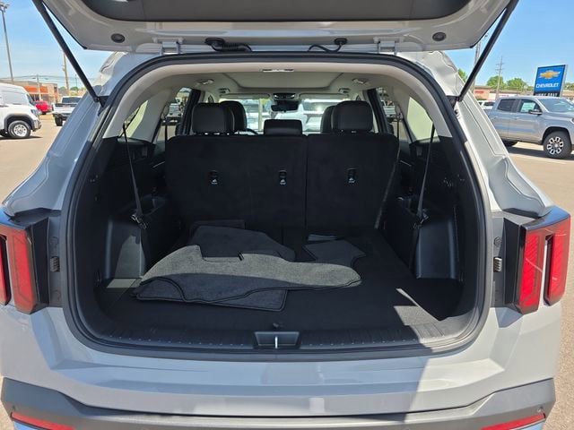 Used 2025 Kia Sorento S w/ Panoramic Sunroof Package FWD image 13