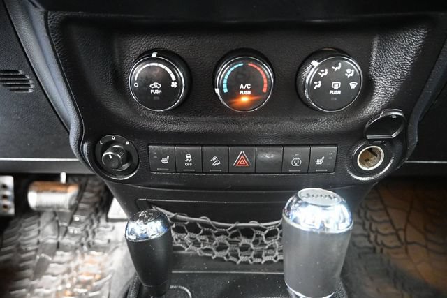 Used 2014 Jeep Wrangler Unlimited Sport AWD/4WD image 11