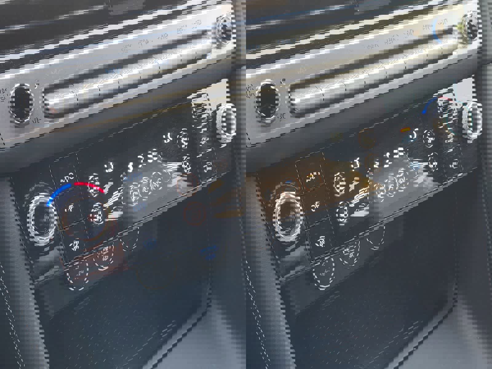 Used 2025 Genesis G70 3.3T Advanced w/ Sport Prestige Package RWD image 19