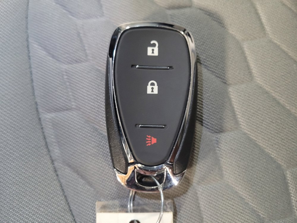 Used 2021 Chevrolet Equinox LS image 32