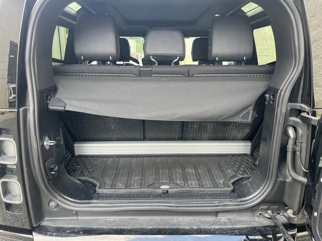 Used 2023 Land Rover Defender 90 X AWD/4WD image 10