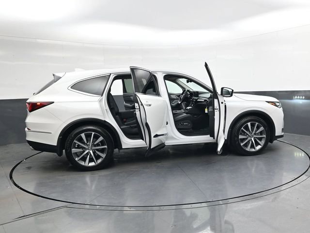 Certified 2025 Acura MDX w/ Technology Package image 41