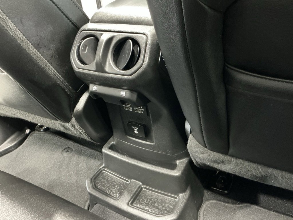 Used 2022 Jeep Wrangler Unlimited Sahara w/ Cold Weather Group image 30