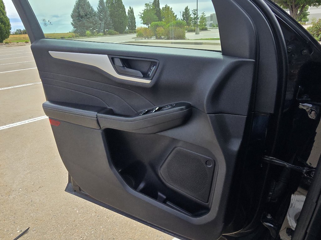 Used 2022 Ford Escape SE AWD/4WD image 18