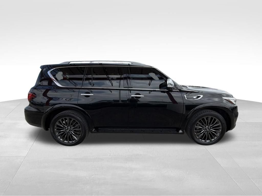 Used 2023 INFINITI QX80 Sensory w/ All-Season Package AWD/4WD image 11