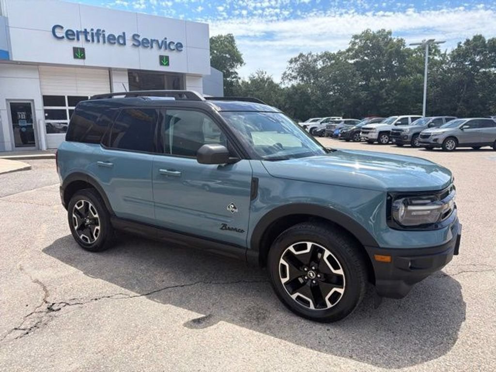 Used 2022 Ford Bronco Sport Outer Banks w/ Tech Package AWD/4WD image 7