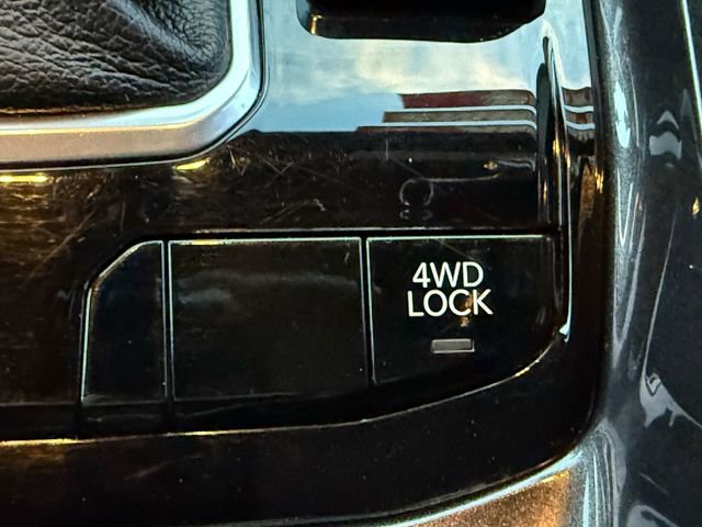 Used 2024 Jeep Compass Latitude image 20