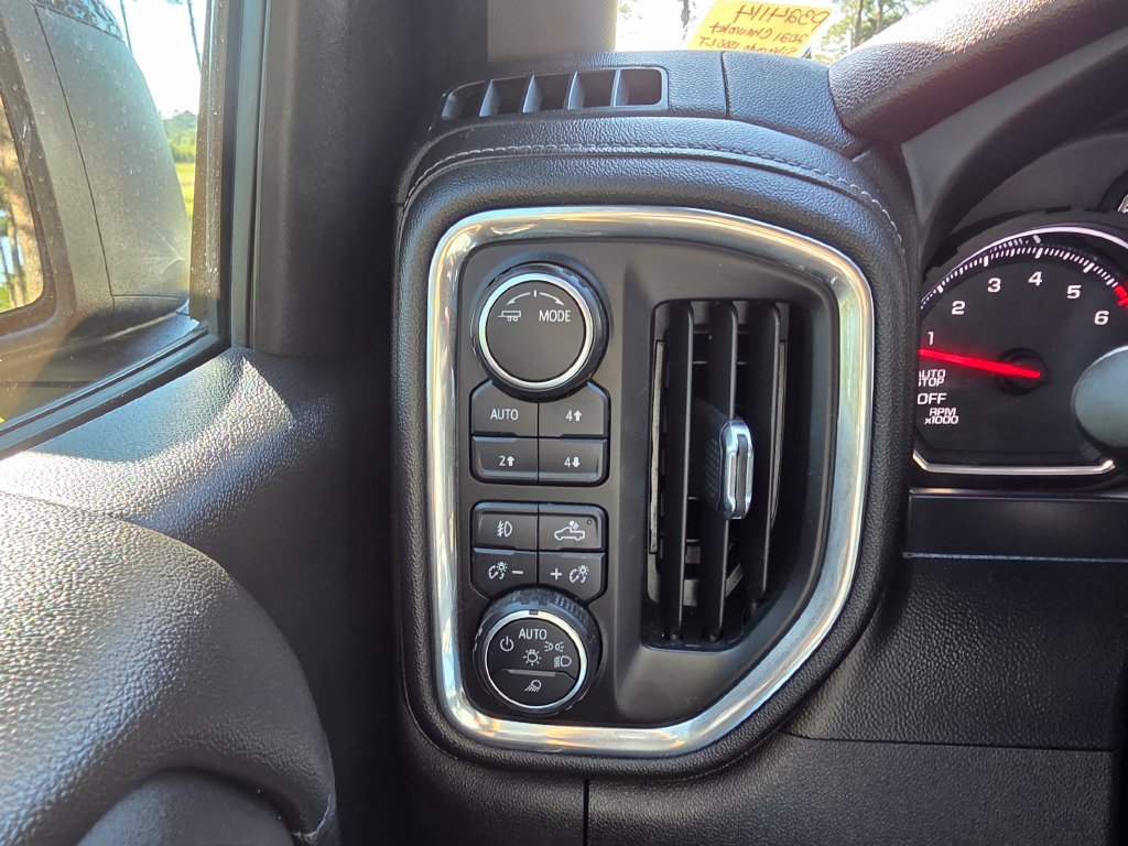 Used 2021 Chevrolet Silverado 1500 LT Trail Boss w/ Convenience Package II AWD/4WD image 34