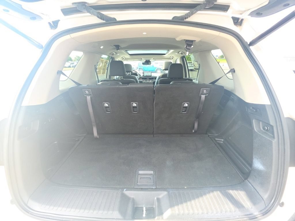 Certified 2025 Honda Pilot Touring image 30