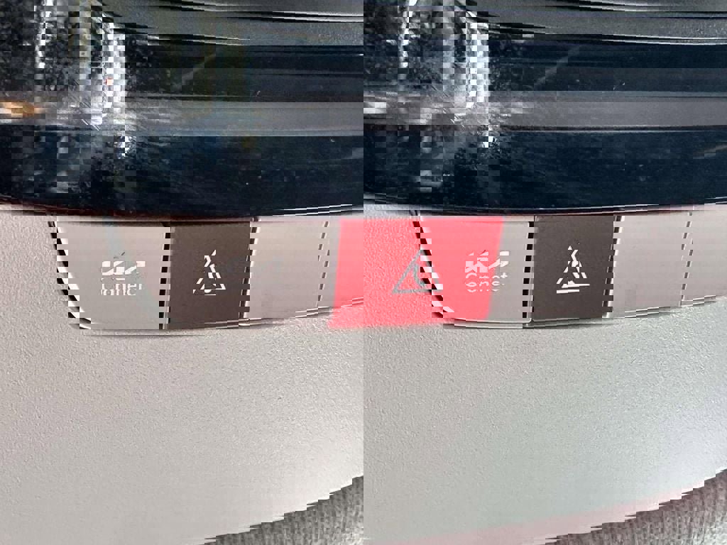 Certified 2025 Kia Seltos S AWD/4WD image 33