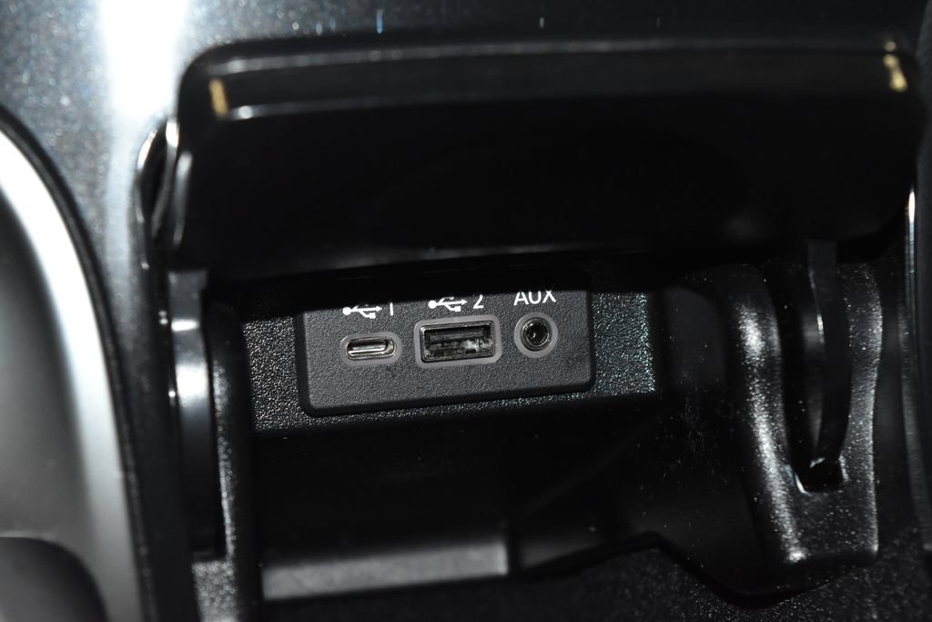Certified 2023 Nissan Maxima Platinum w/ Sport Mat Group FWD image 12