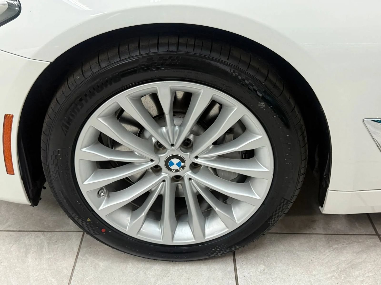 Used 2021 BMW 530i w/ Convenience Package RWD image 38