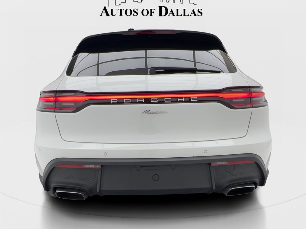 Used 2022 Porsche Macan AWD/4WD image 12