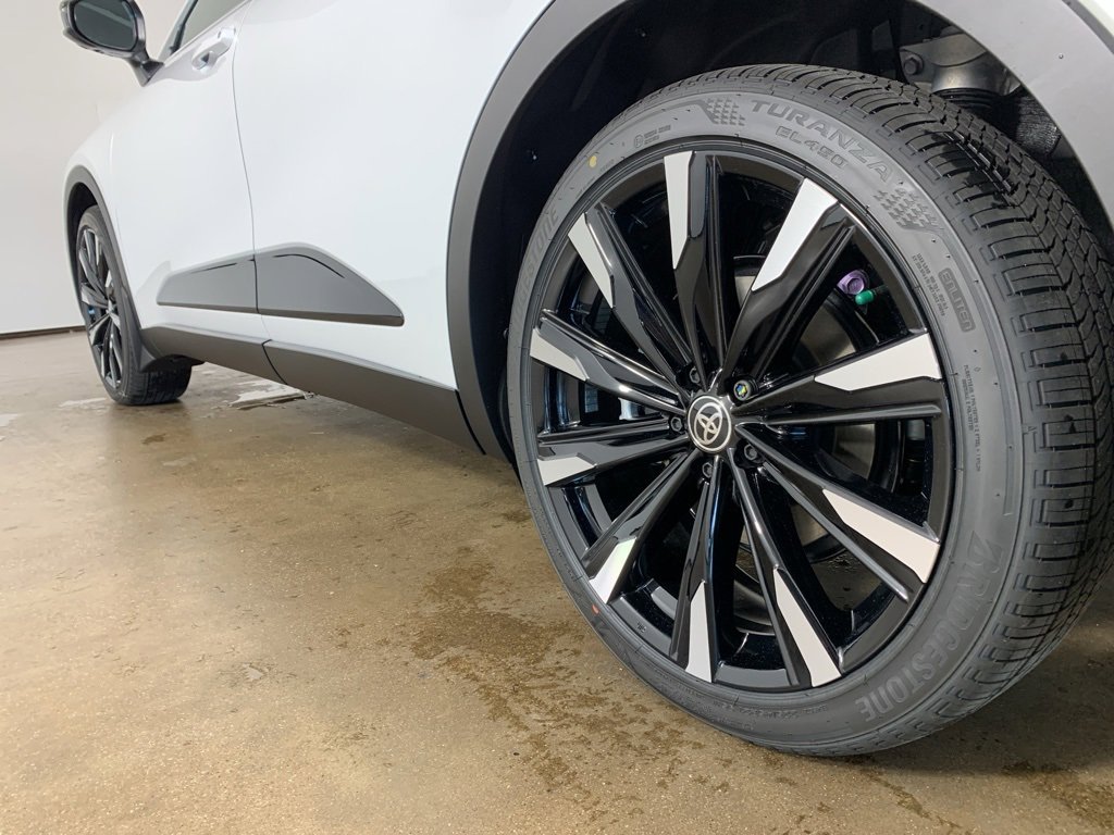 New 2026 Toyota Crown Platinum image 14