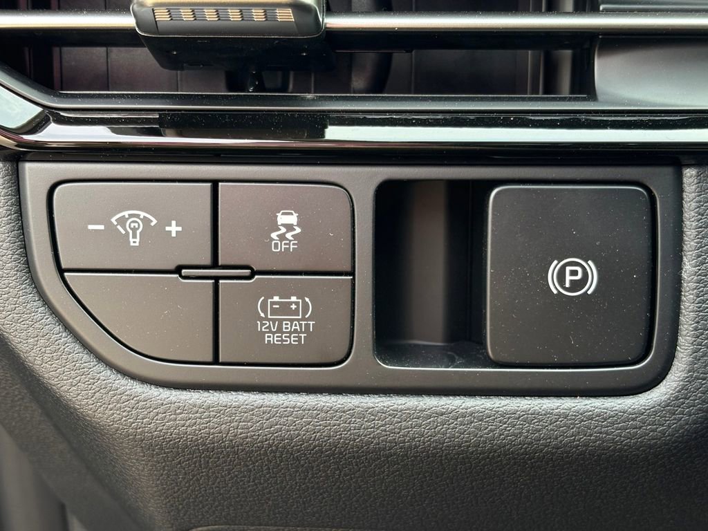 New 2026 Kia Sportage LX FWD image 20