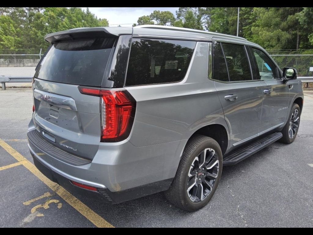 Used 2023 GMC Yukon Denali RWD image 9