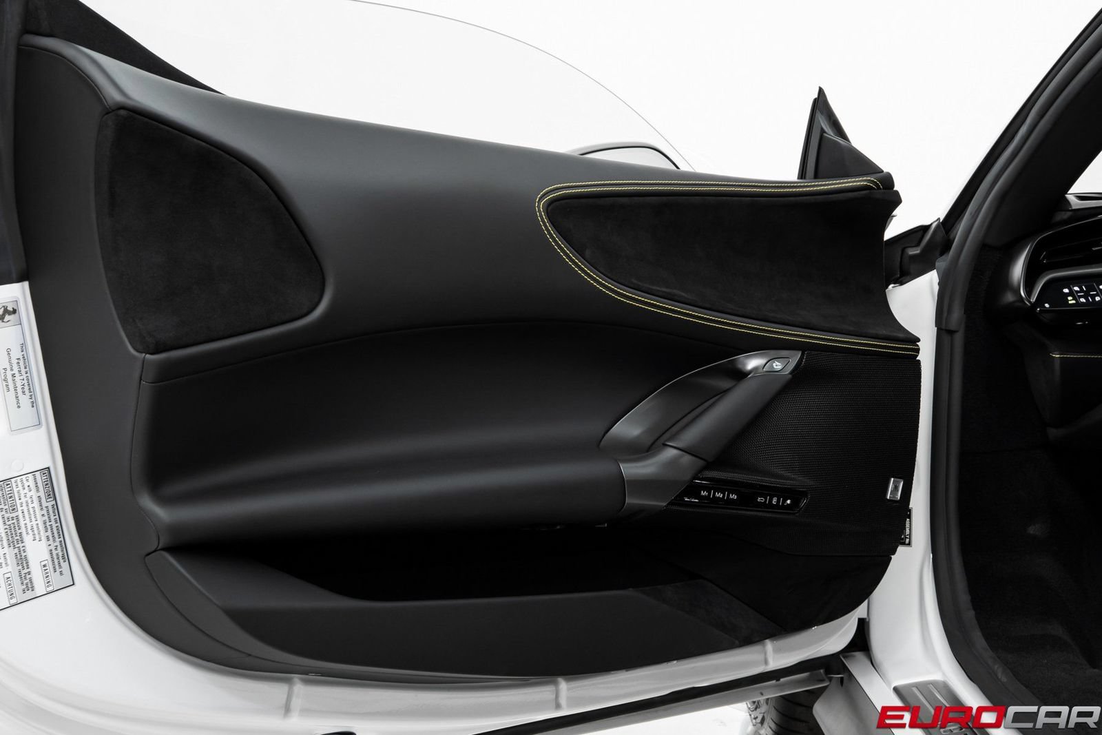 Used 2022 Ferrari SF90 Stradale AWD/4WD image 29