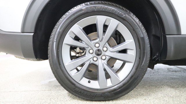 Used 2022 Ford Explorer XLT w/ Equipment Group 202A image 24