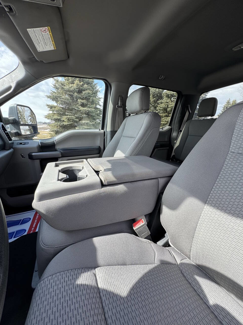 Used 2019 Ford F250 XLT w/ Camper Package image 46