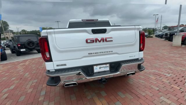 Used 2024 GMC Sierra 1500 SLT w/ SLT Premium Package AWD/4WD image 9