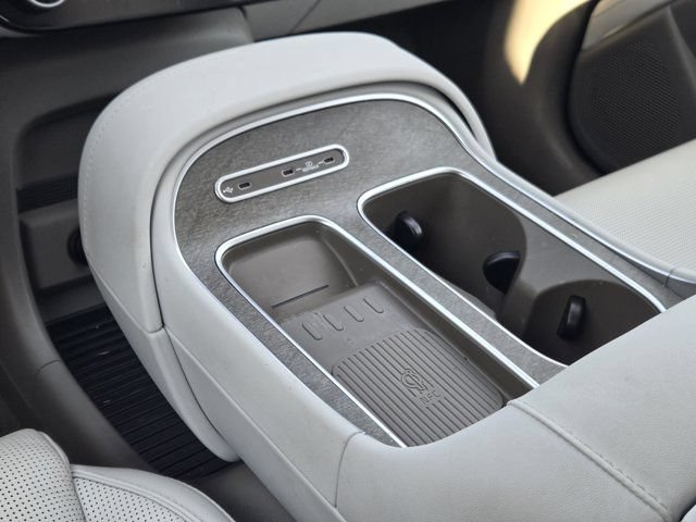 Certified 2026 Hyundai Palisade Limited FWD image 19