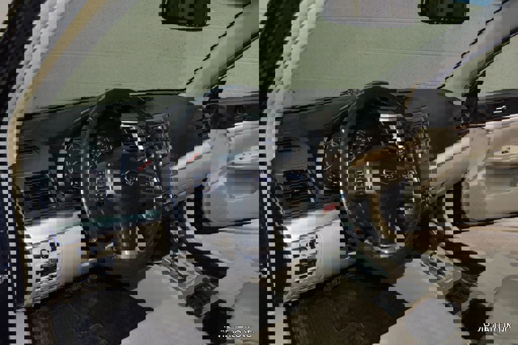 Used 2013 Subaru Outback 2.5i Premium image 11