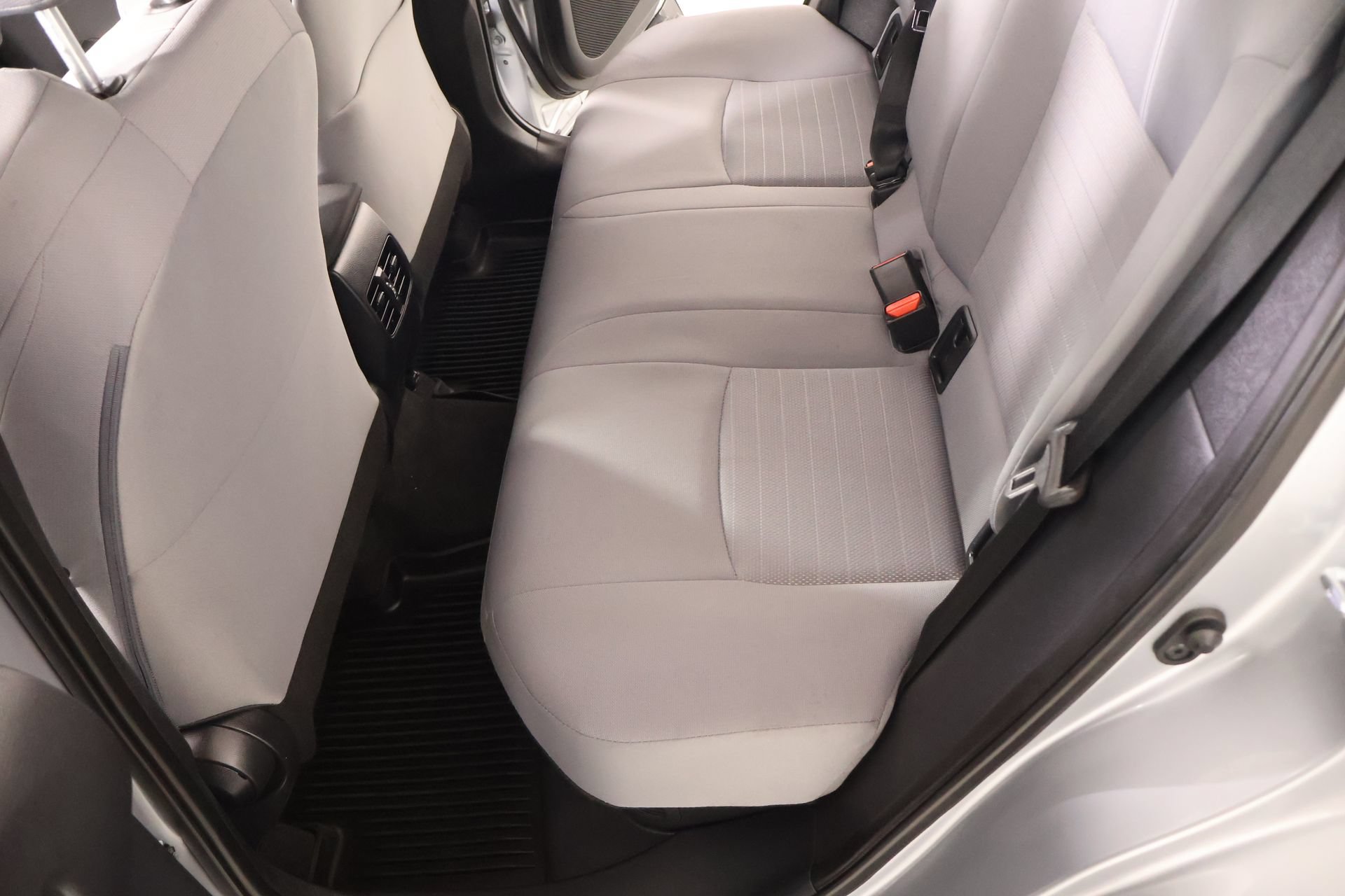 Used 2025 Toyota Corolla Cross AWD Hybrid image 11