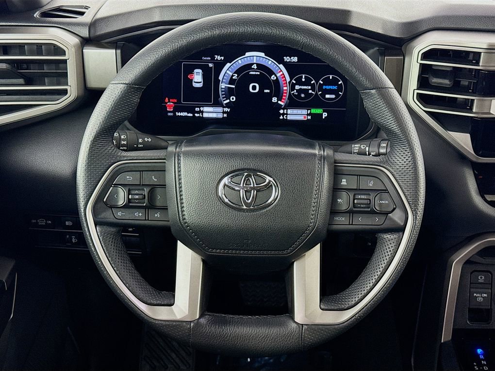 Used 2025 Toyota Sequoia SR5 image 36