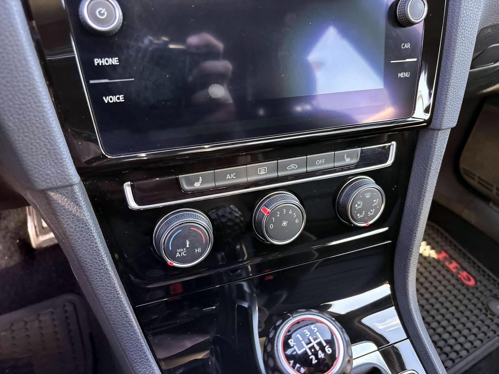 Used 2019 Volkswagen GTI S image 20