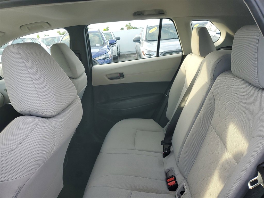 Used 2025 Toyota Corolla Cross L image 10