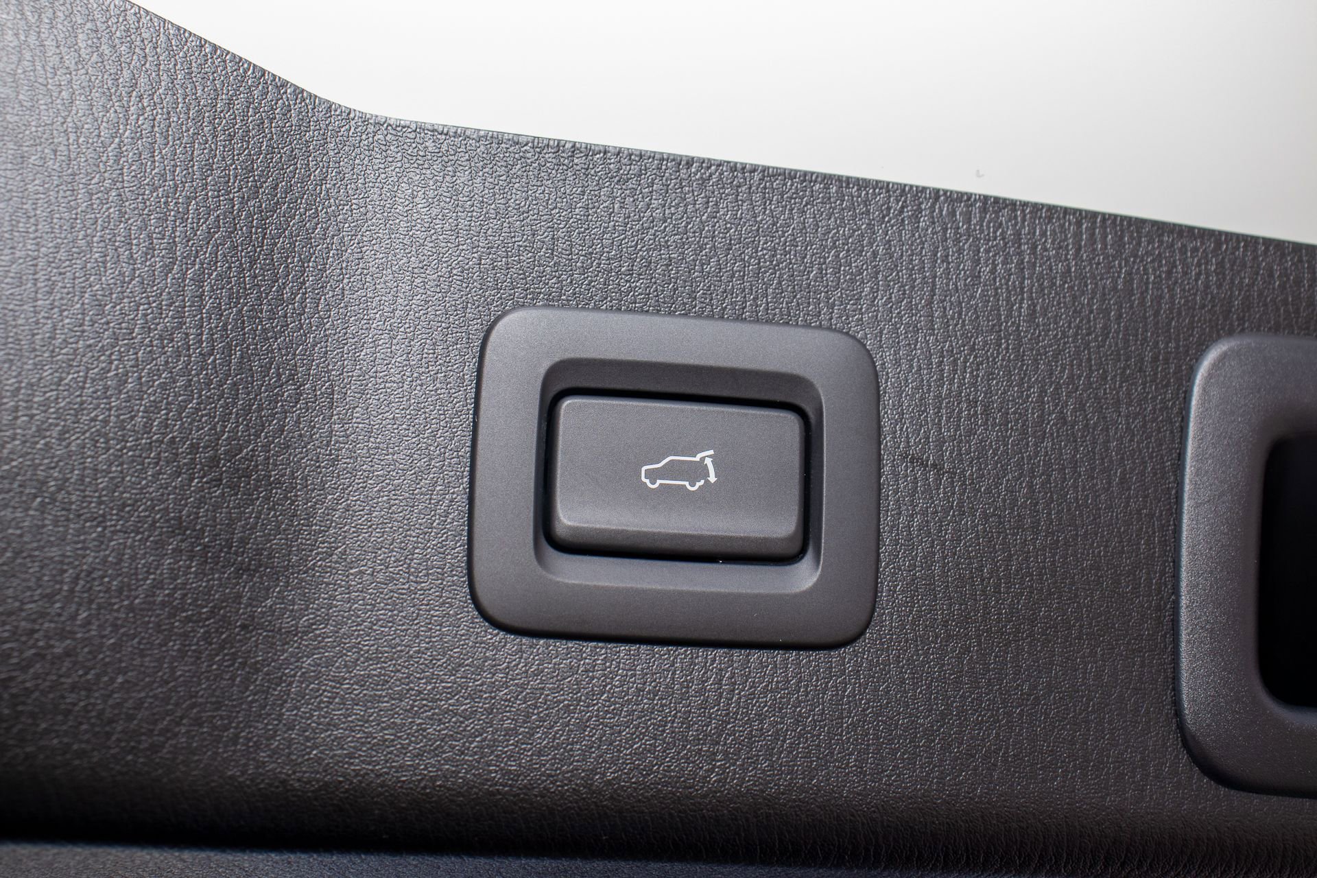 Used 2025 MAZDA CX-5 Signature image 10