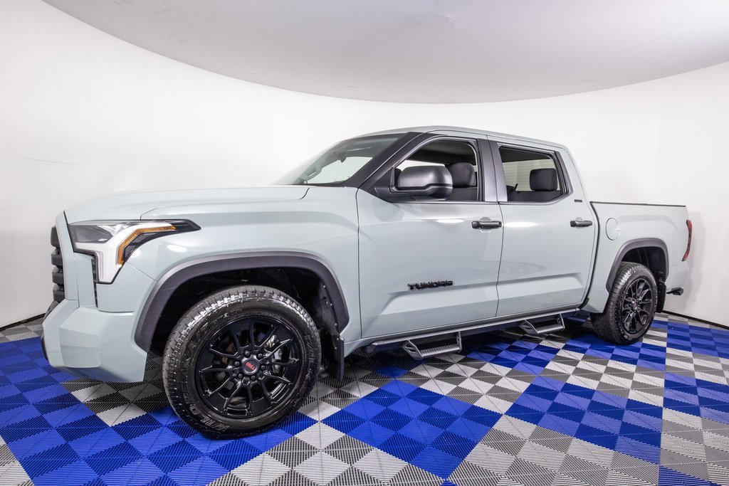 Used 2024 Toyota Tundra SR5 image 1