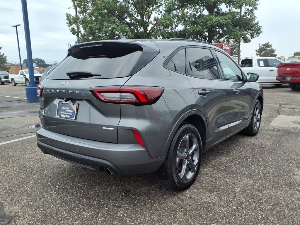 Certified 2024 Ford Escape ST-Line w/ Tech Pack #1 AWD/4WD image 6