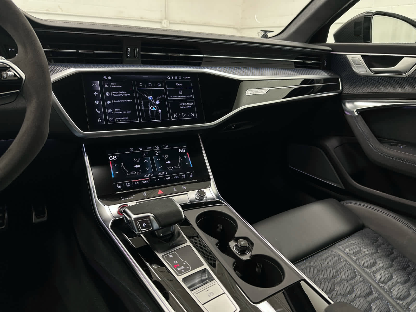 Used 2025 Audi RS 6 performance image 28