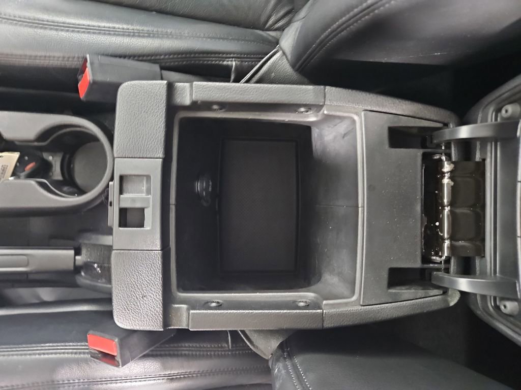 Used 2015 Jeep Wrangler Unlimited Sahara image 24