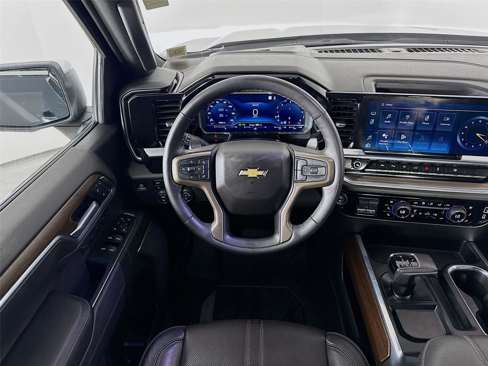 Used 2022 Chevrolet Silverado 1500 High Country w/ High Country Premium Package image 24