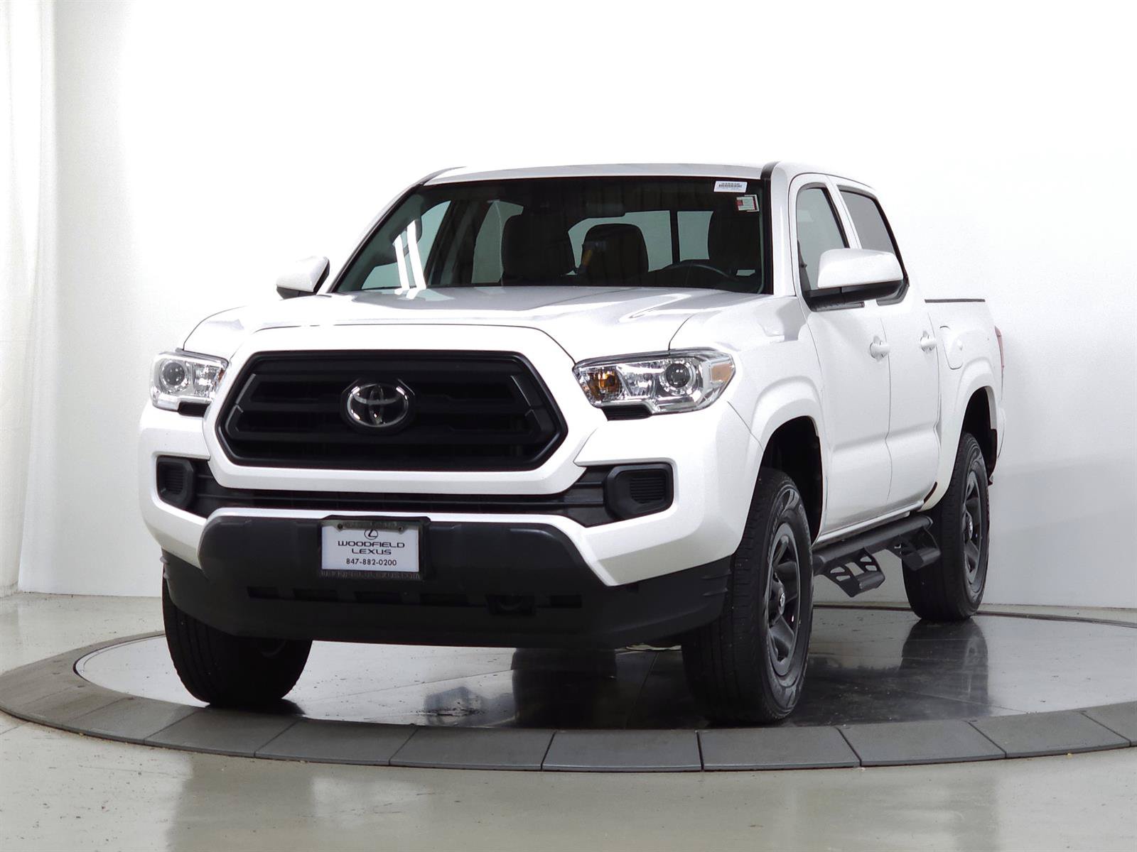 Used 2022 Toyota Tacoma SR AWD/4WD image 3
