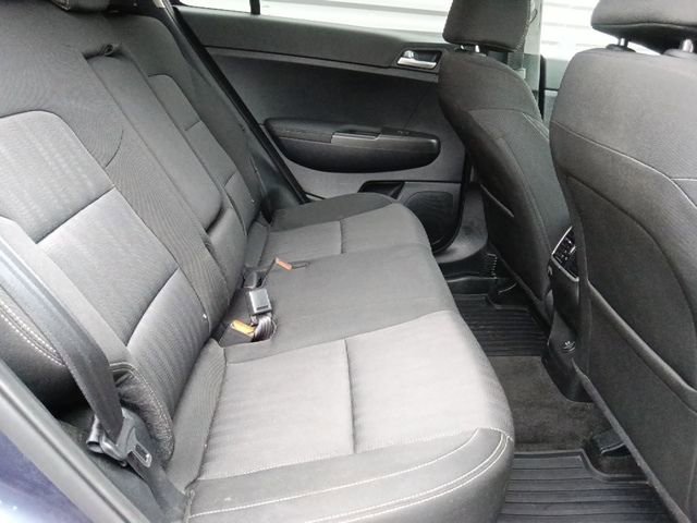 Used 2022 Kia Sportage LX image 28